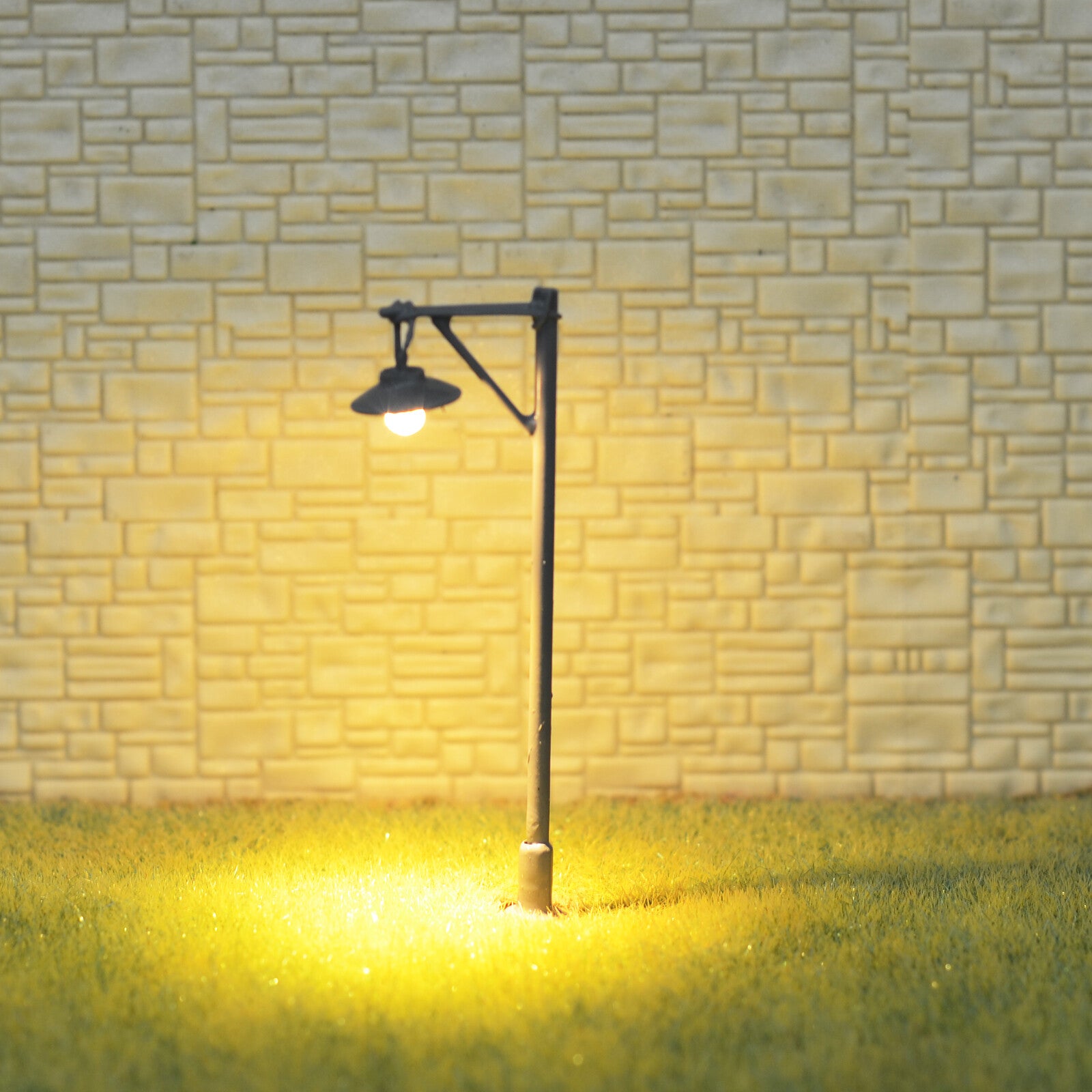 5 x OO / HO scale LED street light Model Train Railroad path lamp post #610sBR