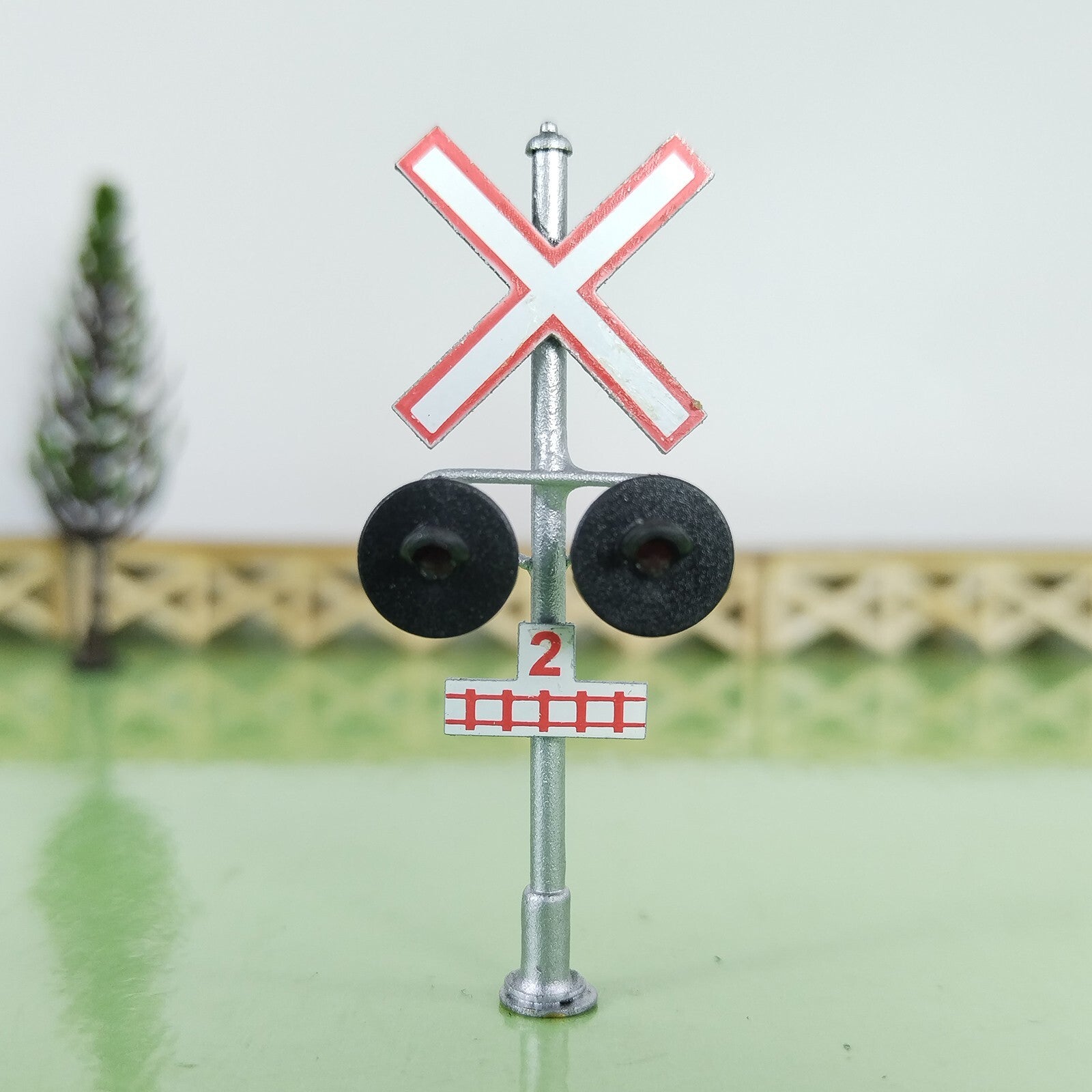2 x HO scale Canadian railroad grade crossing signals LED made 2 tracks #CCS22
