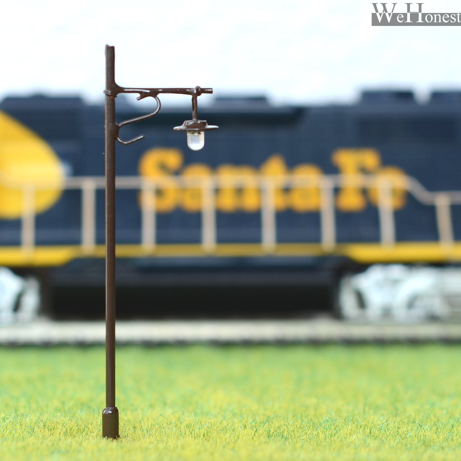8 x HO OO scale model railroad train street led lights Lamps Lamp posts #R34-7