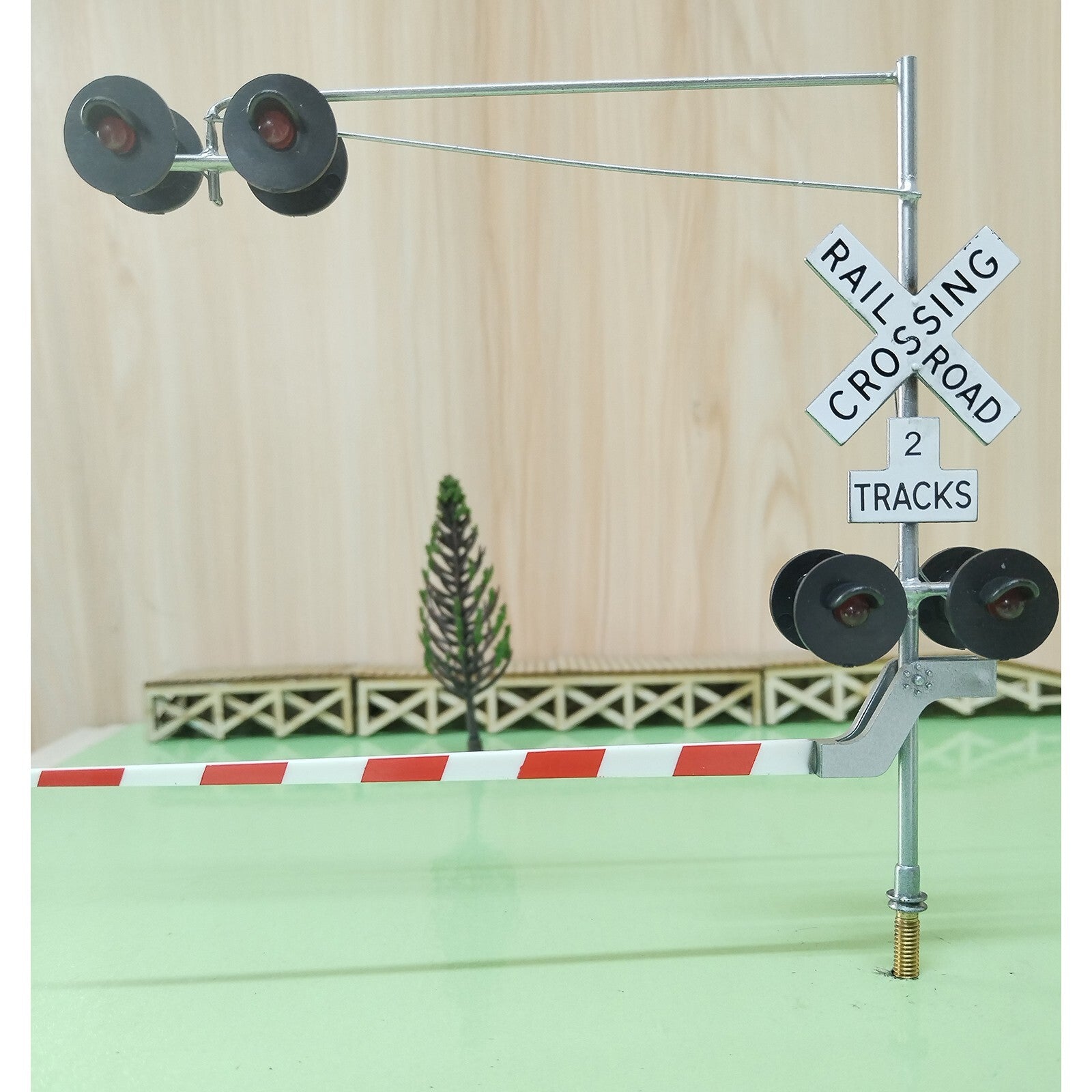 1 x O scale model railroad cantilever grade crossing signal arm gate  #48C06DG