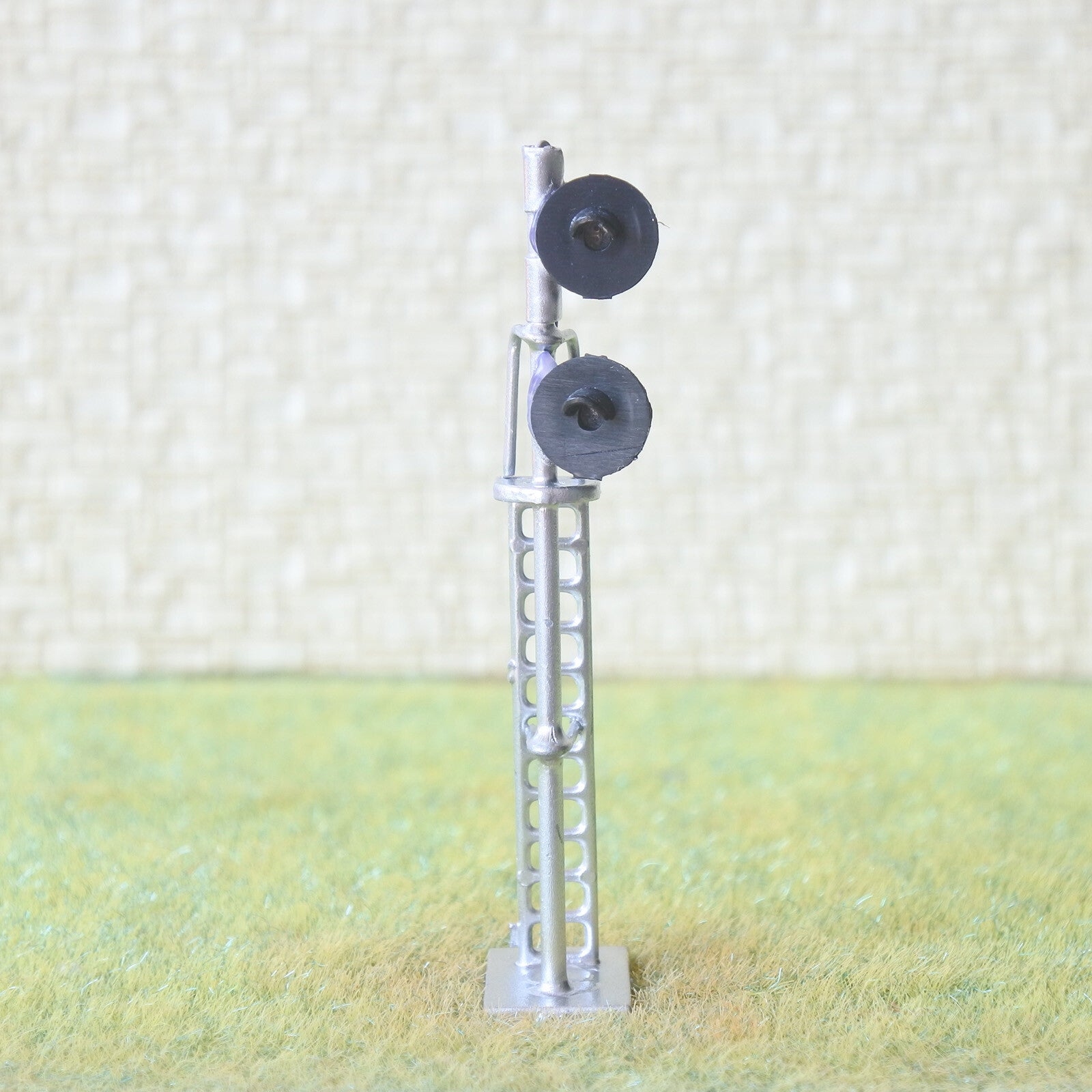 1 x HO scale searchlight interlocking signal block LED tricolor 2 heads silver