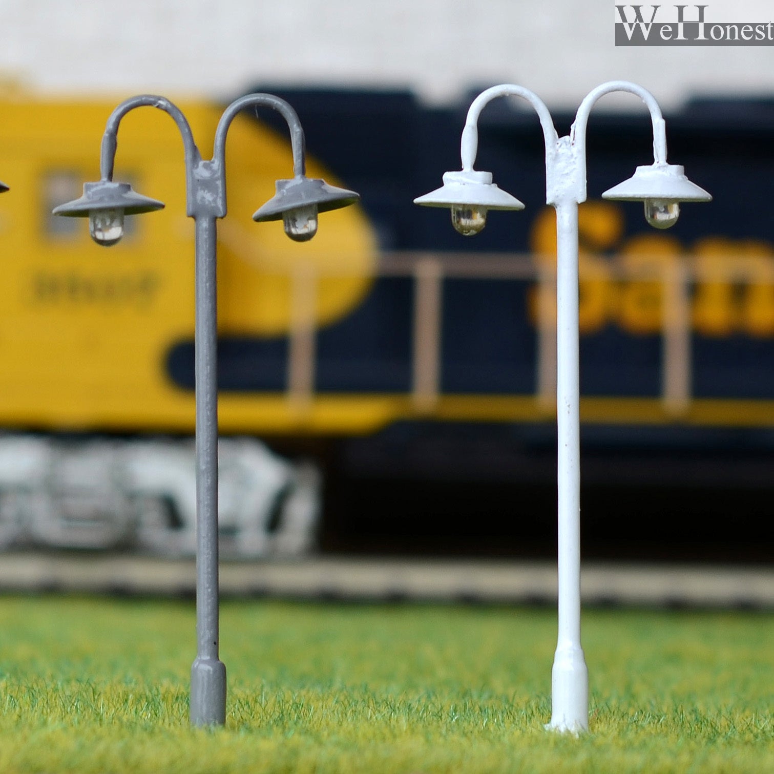 5 x OO / HO Scale Led Street Lights Model Train Railroad Curve Lamp posts #611