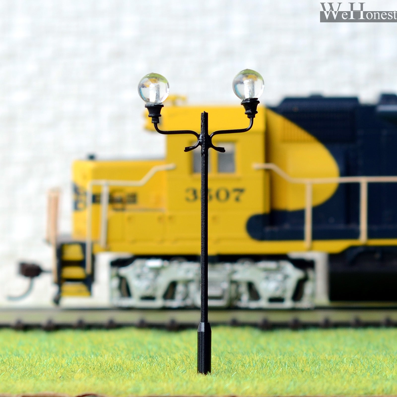 5 x Model Railway Train Lamp Post Street Lights HO OO Scale LEDs +Resistor #QF01