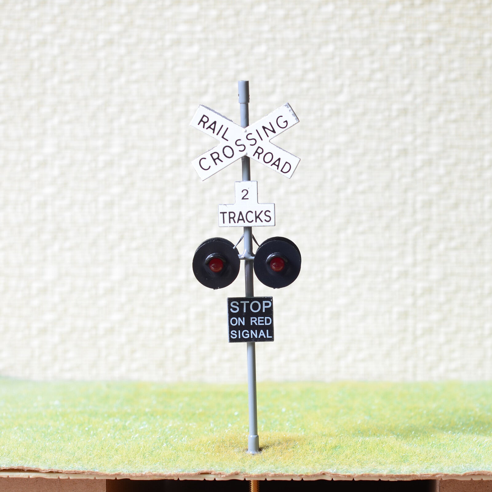 1 x O scale railroad grade crossing signals LED made 4 target faces Grey #2GR4X