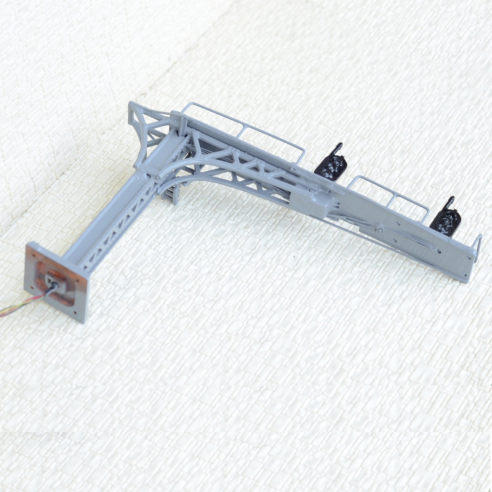1 x HO / OO gray cantilever signal bridge LED 2 aspects double Tracks left side