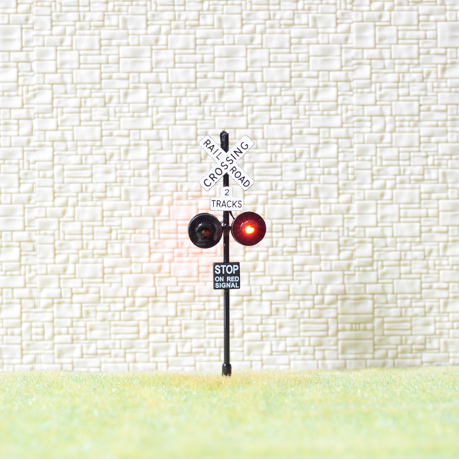 1 x OO / HO scale railroad crossing signals LED made 4 target faces silver #2BL4
