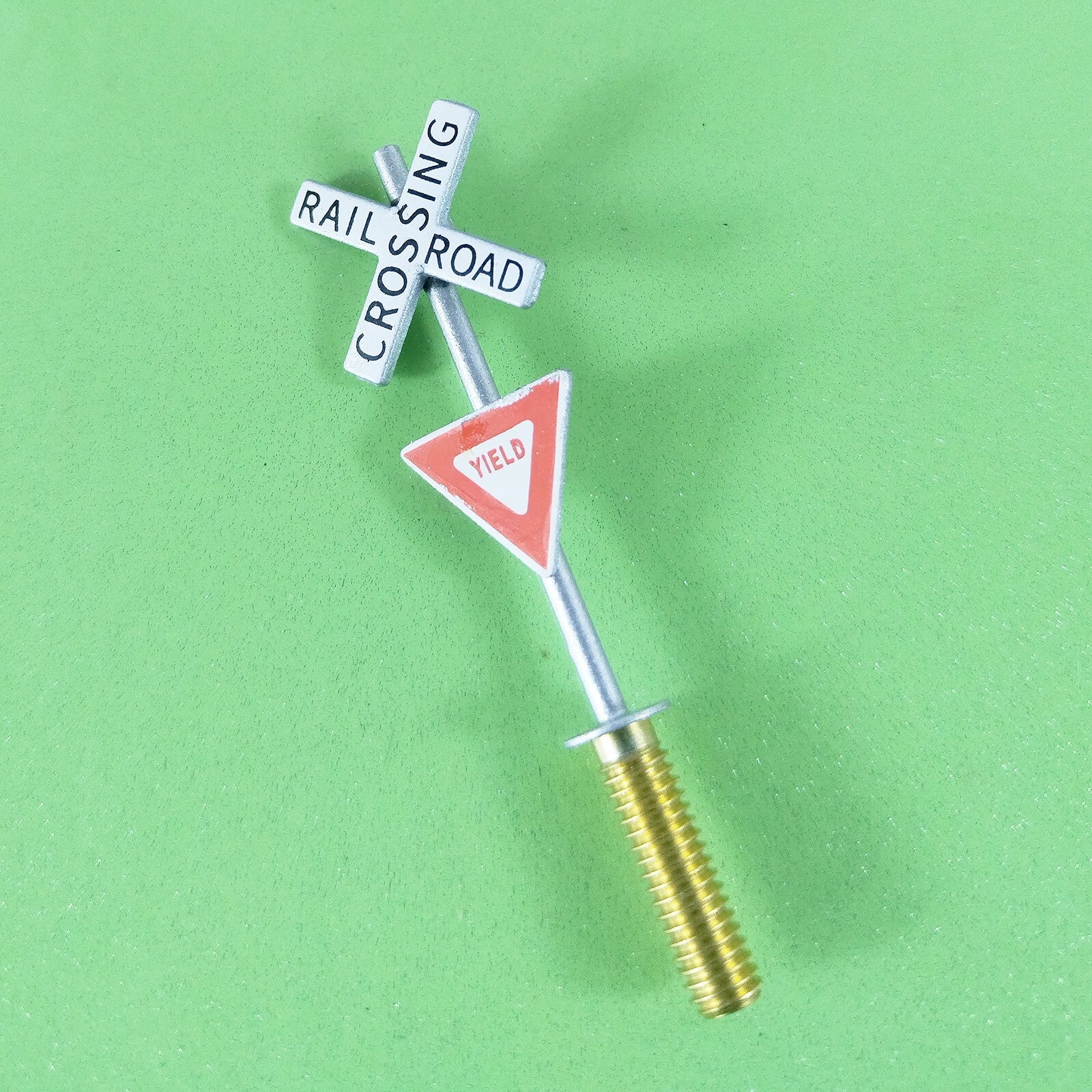 2 x HO scale railroad warning sign yield crossing sign trackside traffic #YC