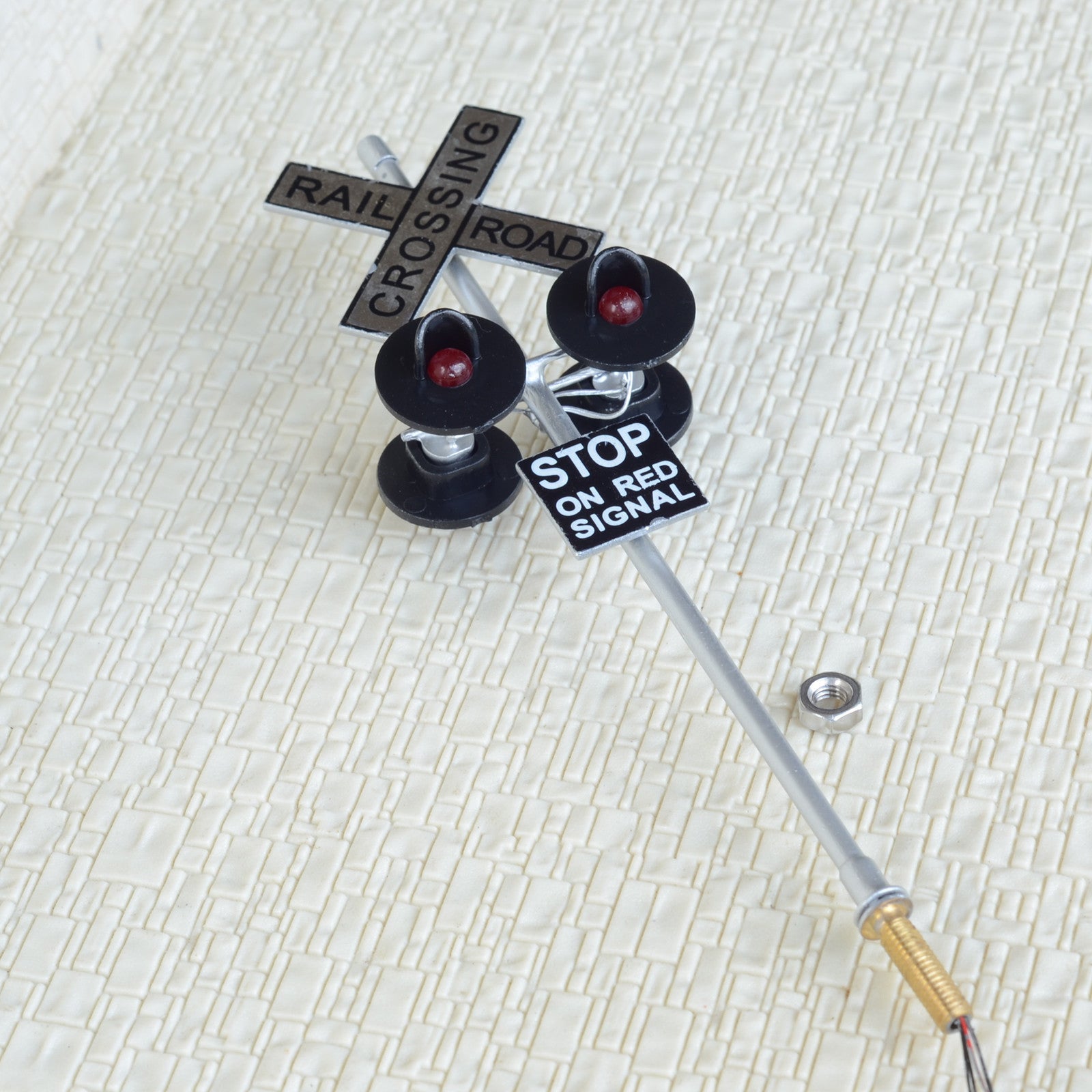 1 x O Scale railroad crossing signals LED made 4 target faces silver 