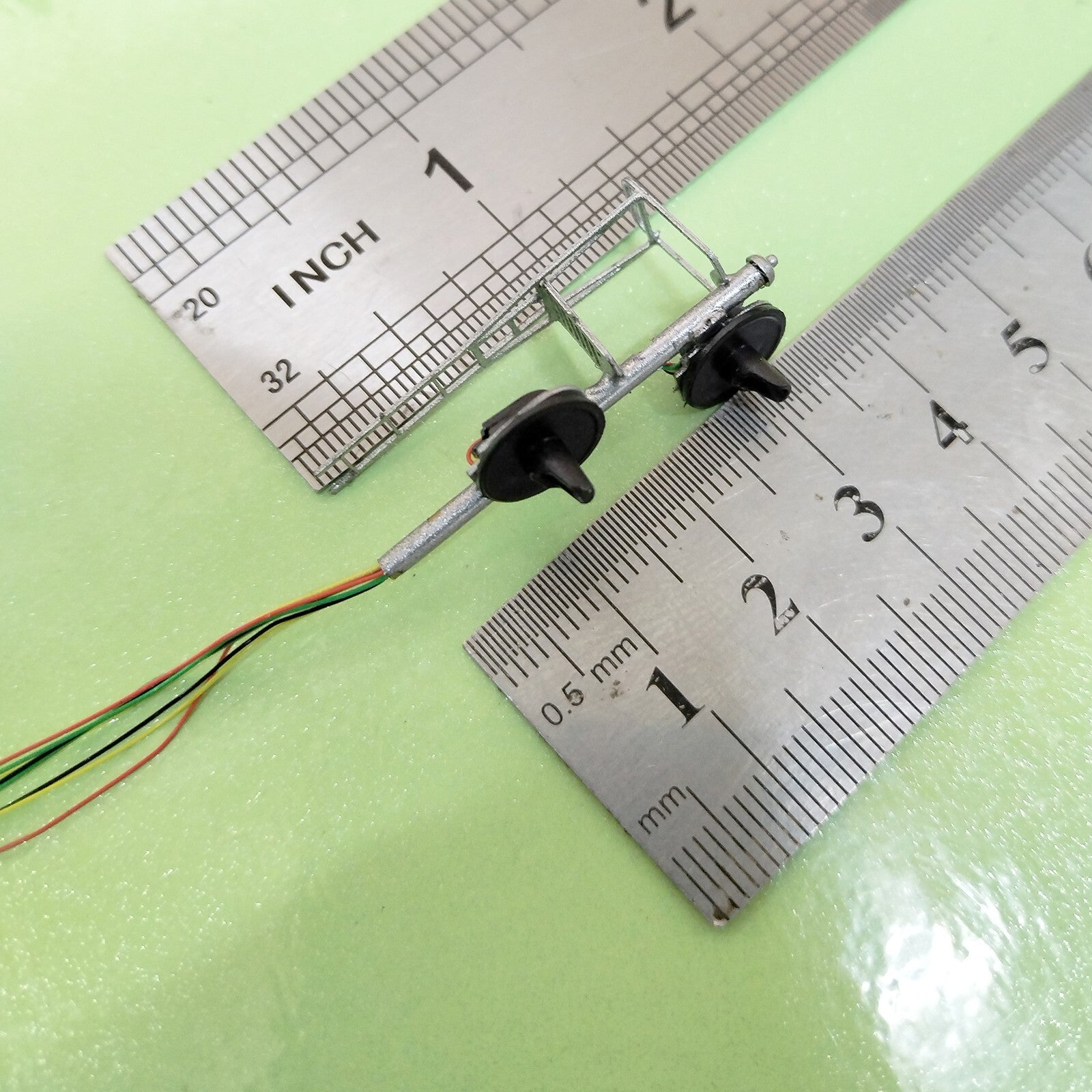 1 x searchlight signal target for cantilever signal bridge making wire #FB22of