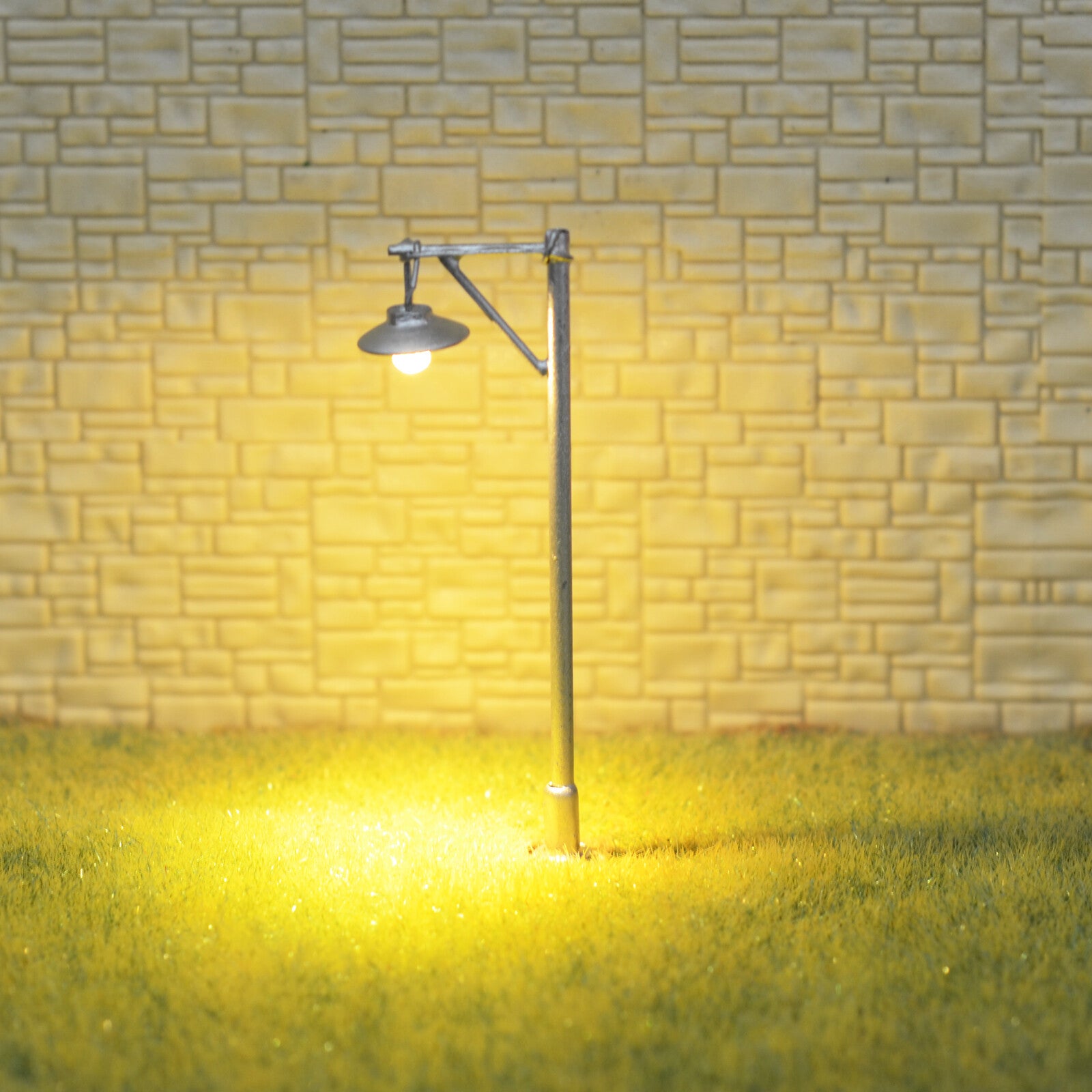 5 x OO / HO scale LED street light Model Train Railroad path lamp post #610sSL