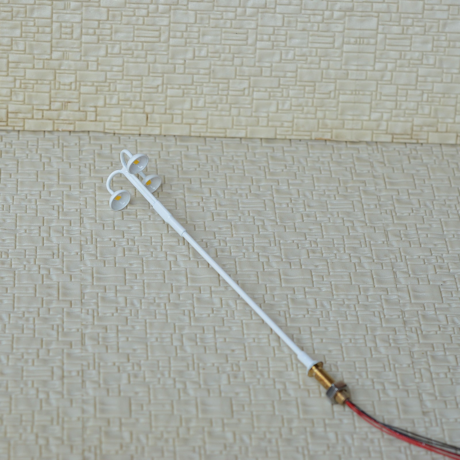 5 x OO / HO scale LED street light Model Train Railroad path lamp post #703WH