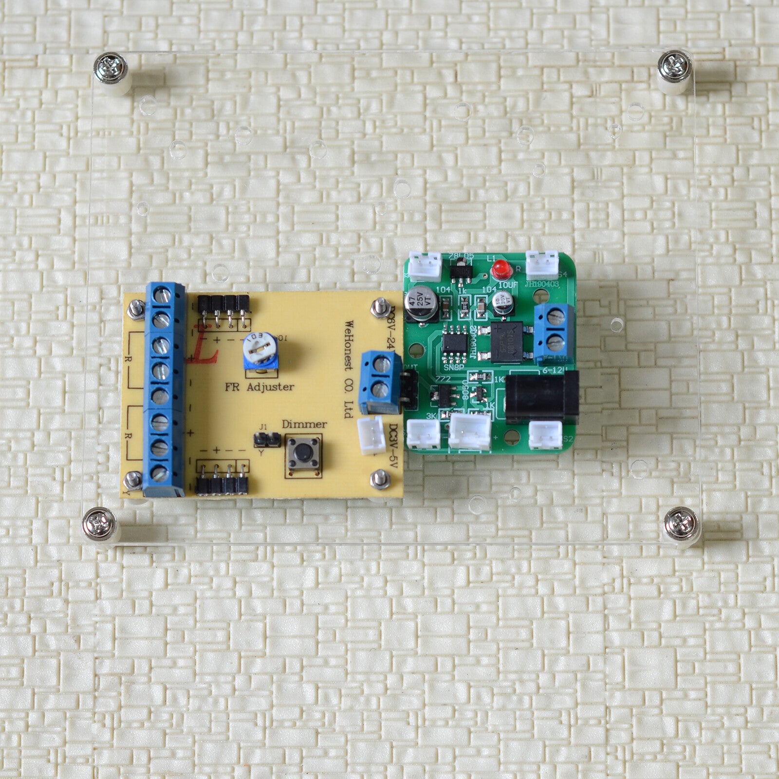 1 set crossing signals + automatic reed switch controller auto flash by train