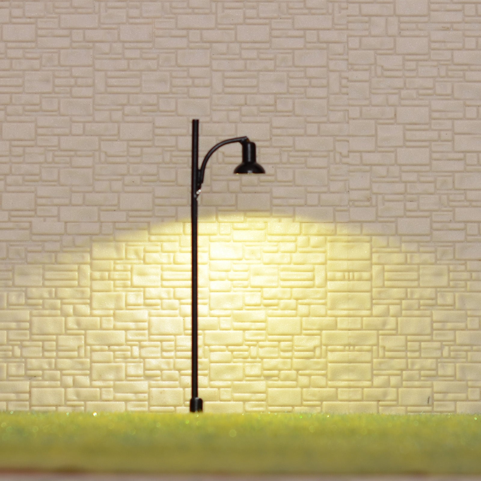 5 x HO / OO Scale led street light Model Railroad Lamp post + resistors #711BL