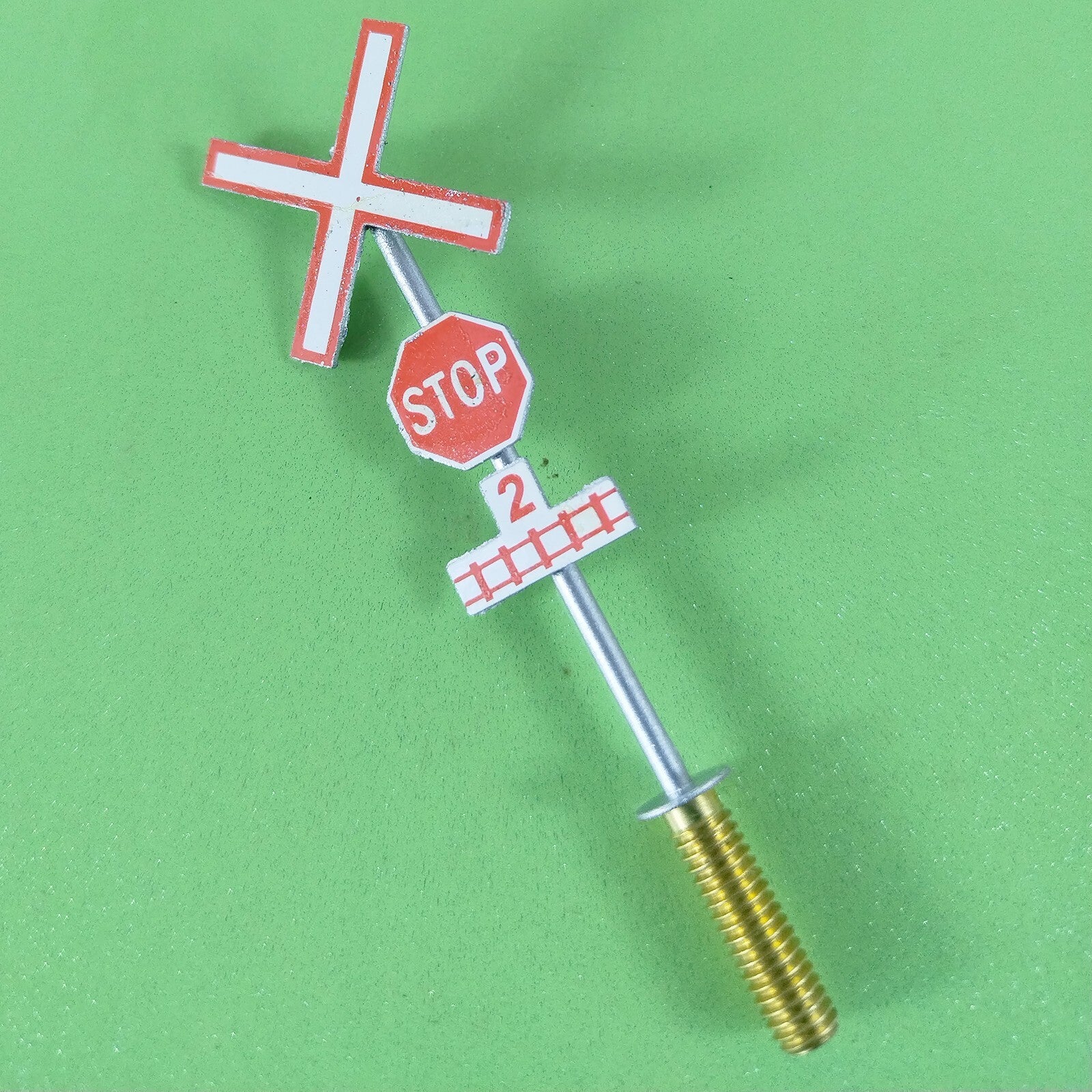 2 x HO scale railroad warning sign Canadian STOP crossing 2 TRACKS #CCS2T