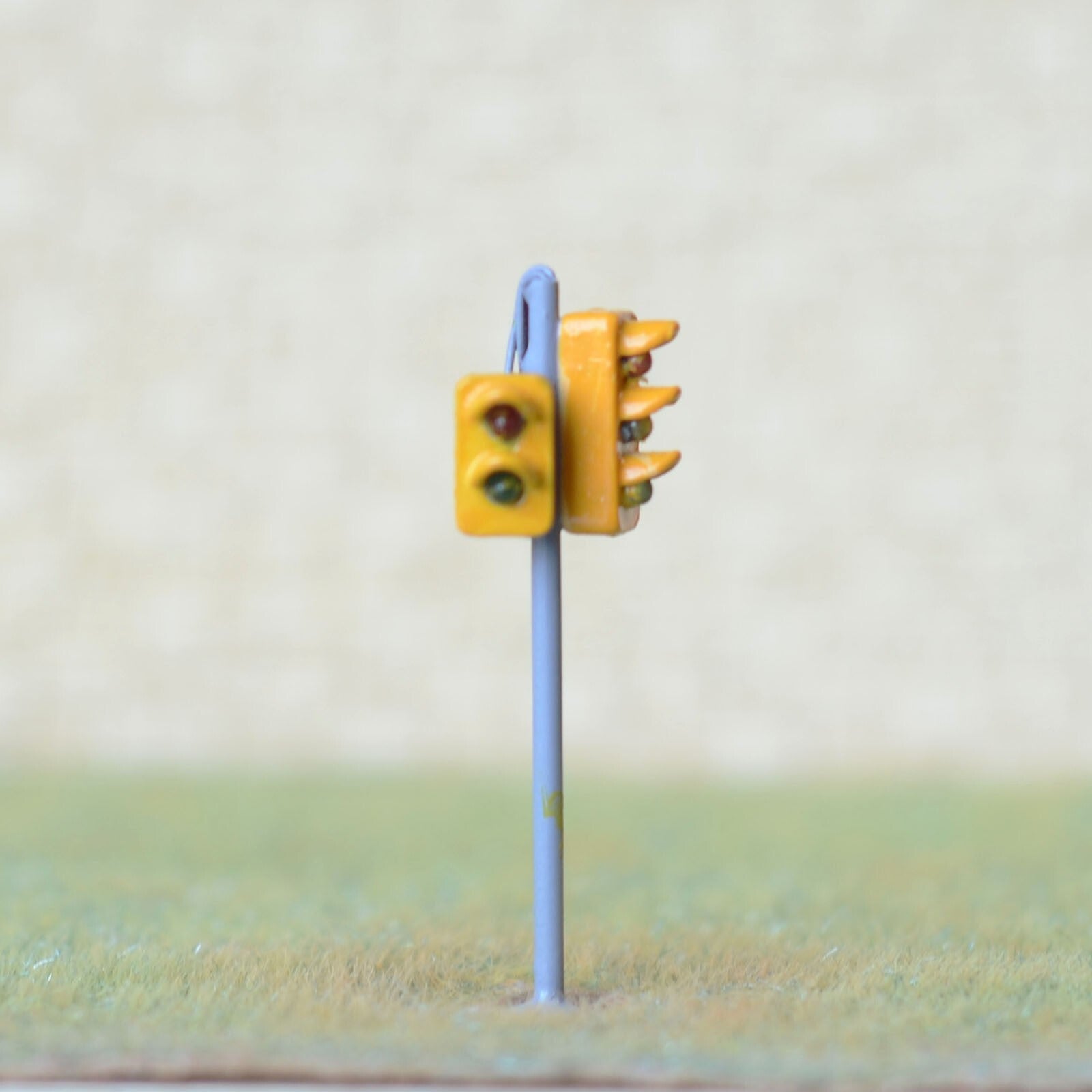 2 x traffic signal light HO OO scale model railroad crossing walk led lamp #OR23