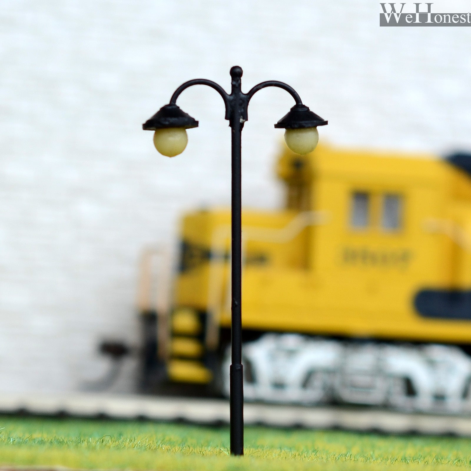10 pcs HO scale Lampposts LED made Cold Light NO melt Long life #1711