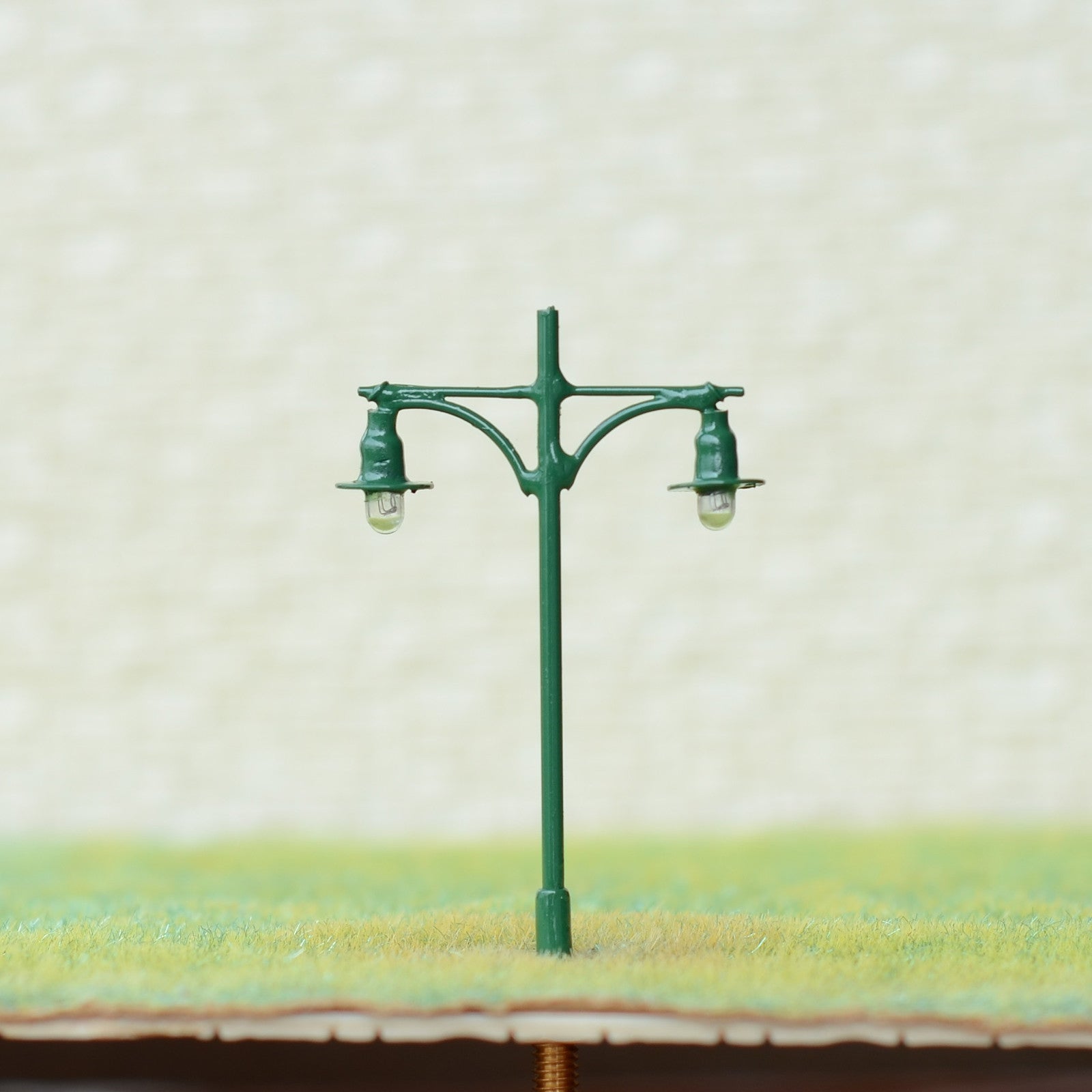 5 x OO / HO scale LED street light railroad path lamp post + resistors #512BG