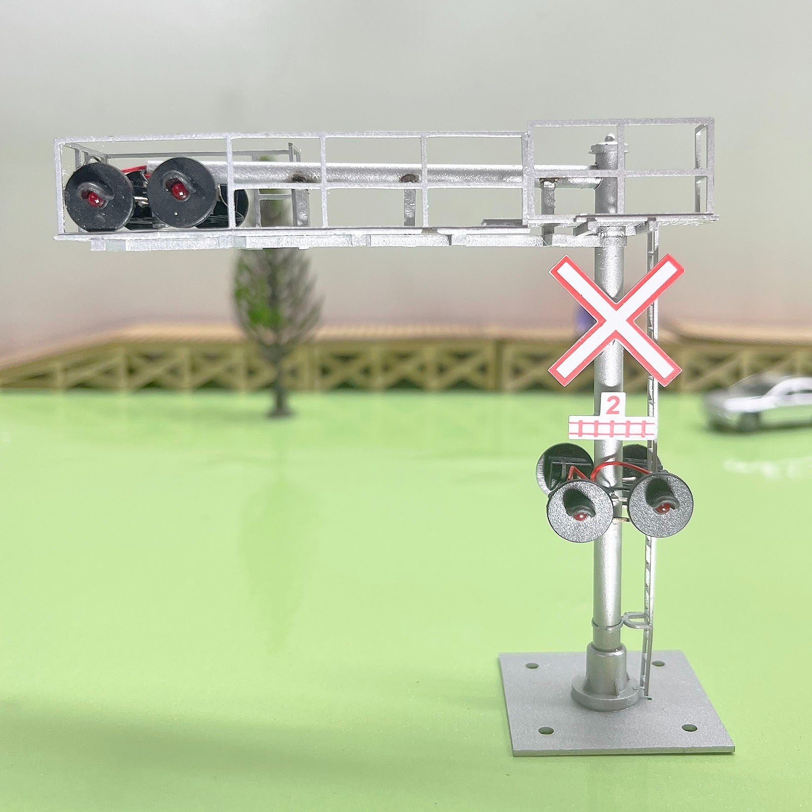 1 x HO scale model railroad Canadian cantilever grade crossing signal #C28c