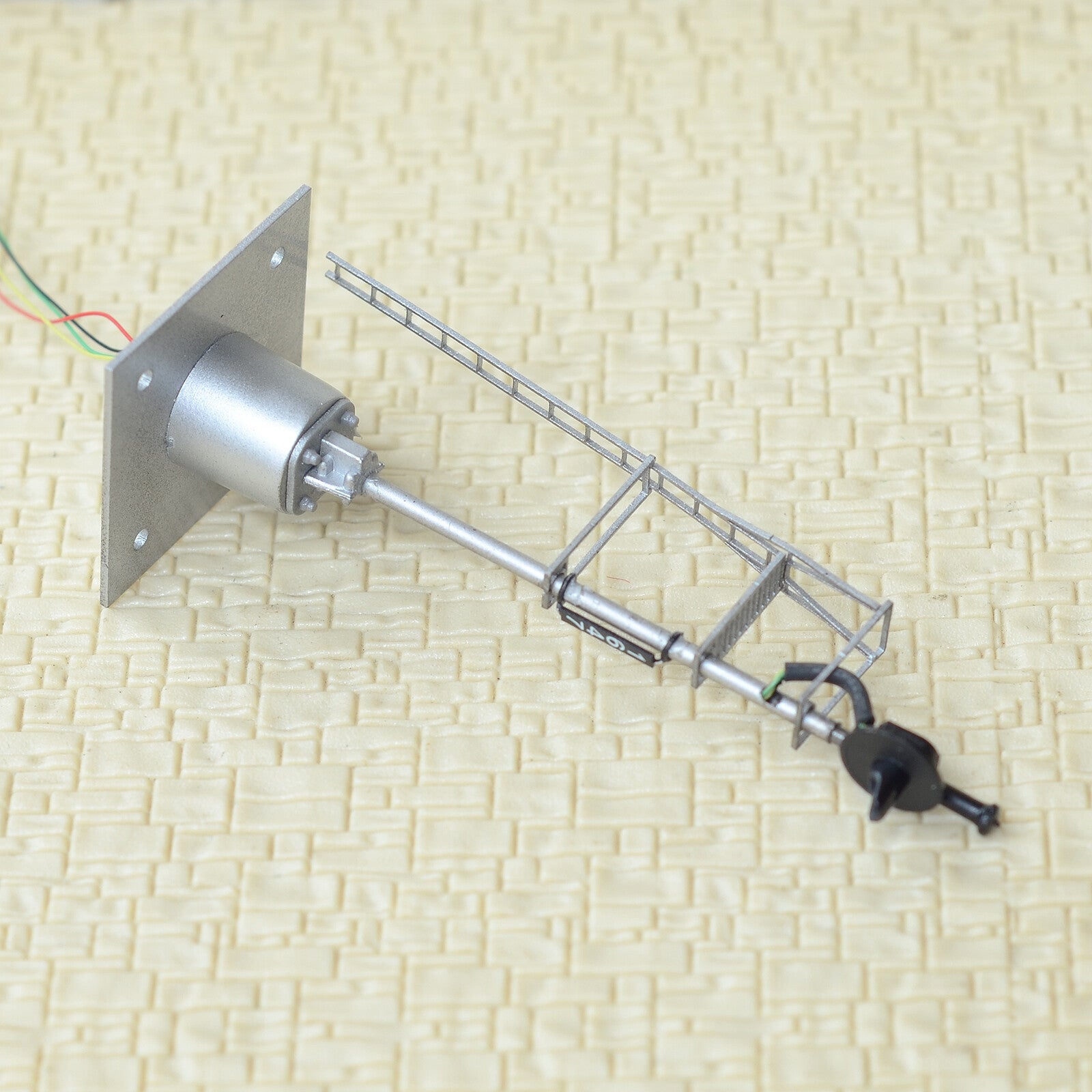 1 x HO scale model railroad tri-colors searchlight signal fine metal cabinet #02