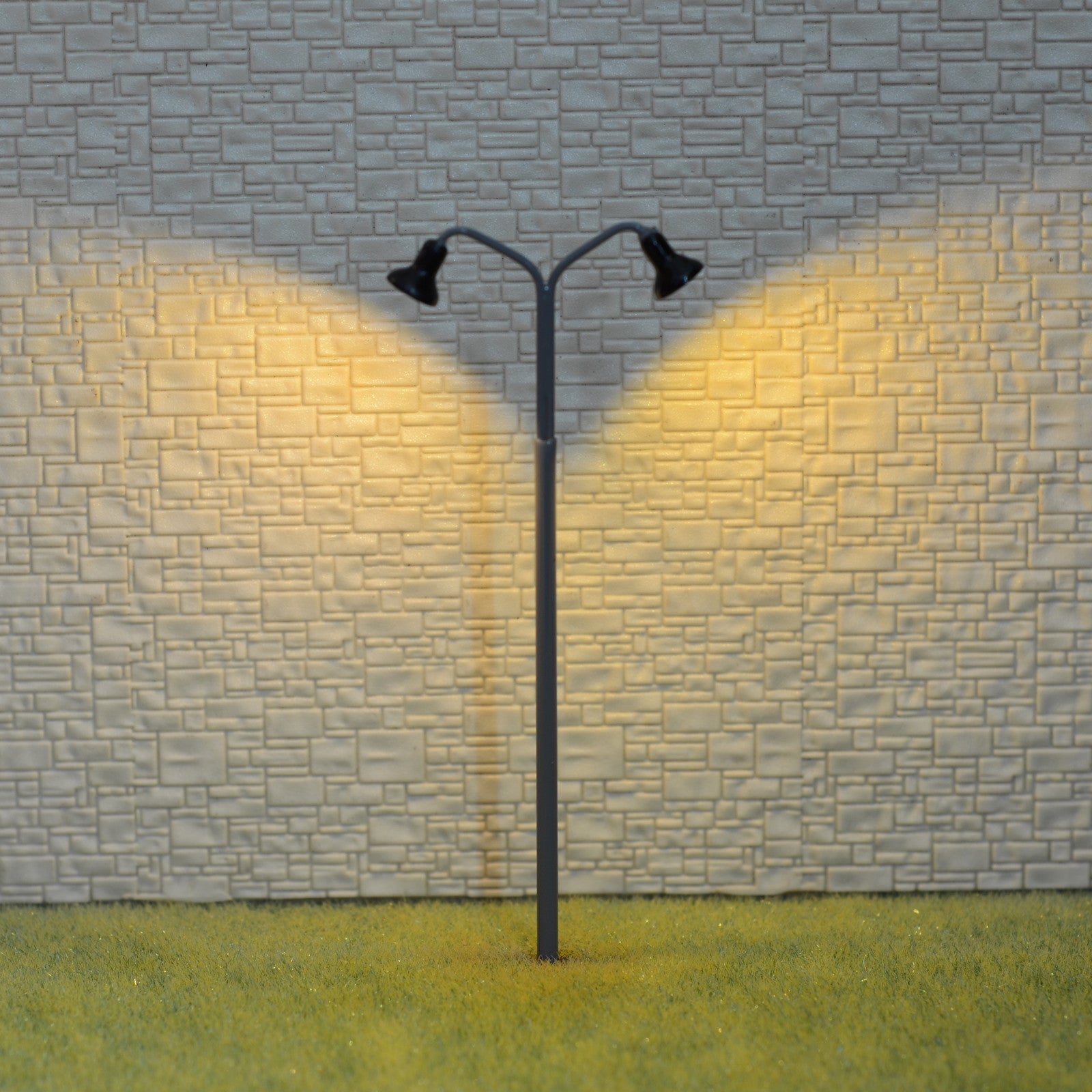 5 x OO / HO scale LED street light model train railroad path lamp post #771GR
