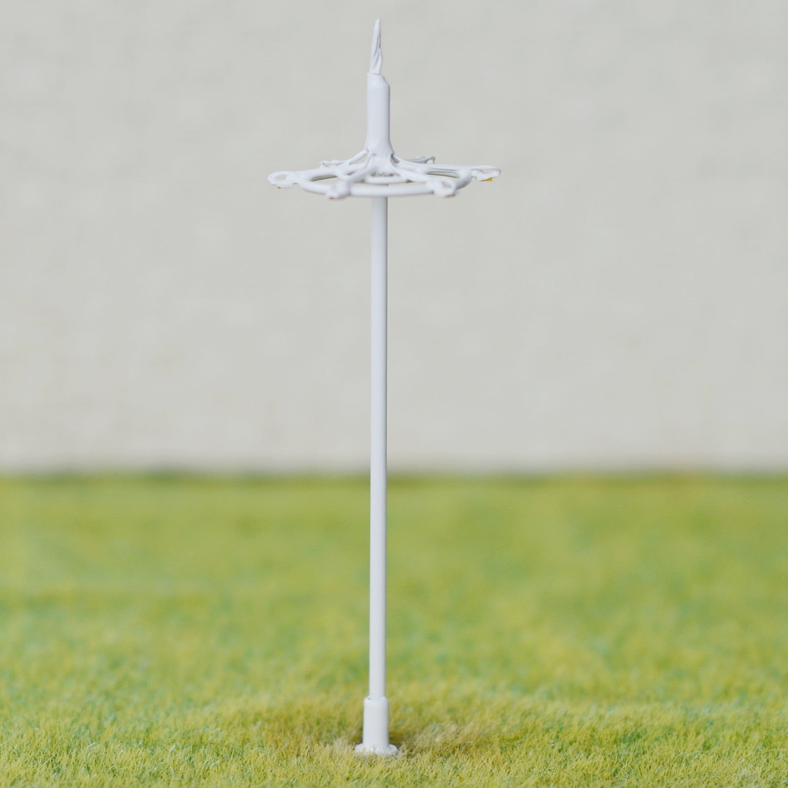 2 x N scale led plaza lights Model Railroad Lamp posts street square Lamps #017N