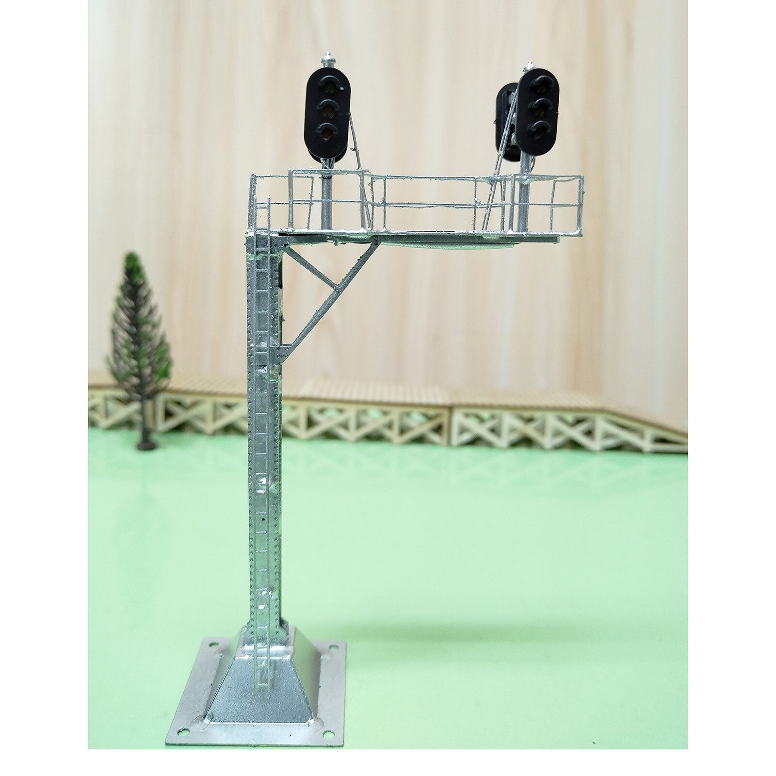 1 x HO scale cantilever block signal tower metal 4 heads 2 directions #CB22