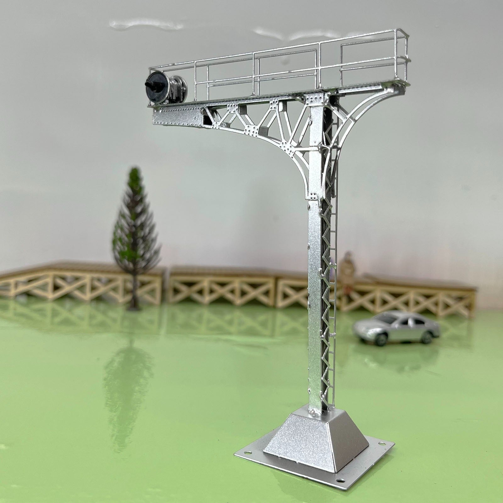 1 x HO scale cantilever LED searchlight signal 2 targets 3-colors metal #SKcs22