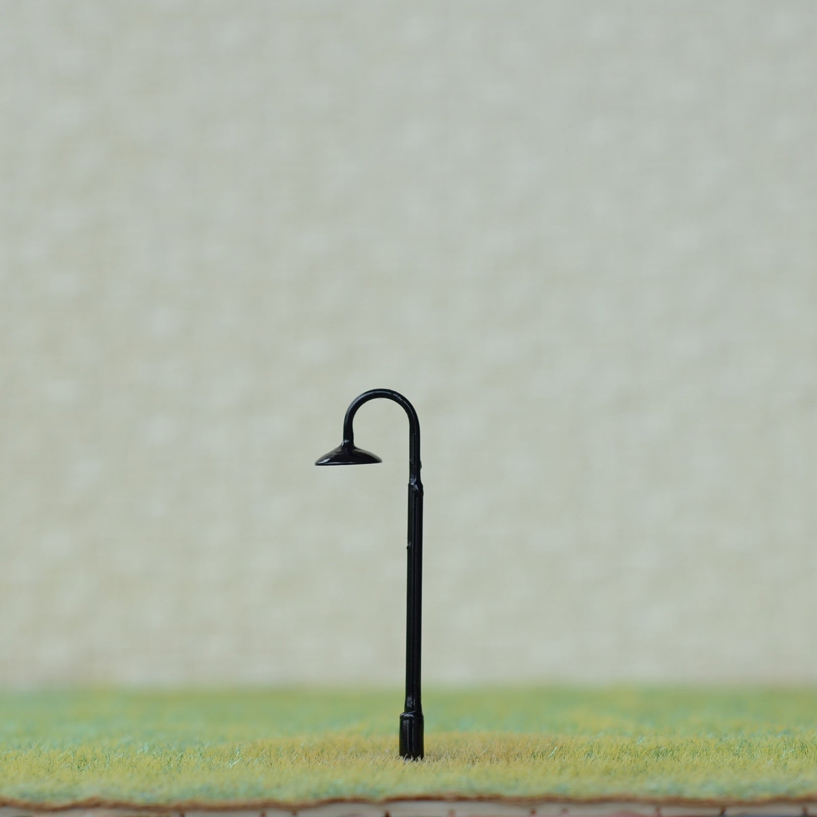 5 x OO / HO scale LED station light model train street path lamp post #705sBL