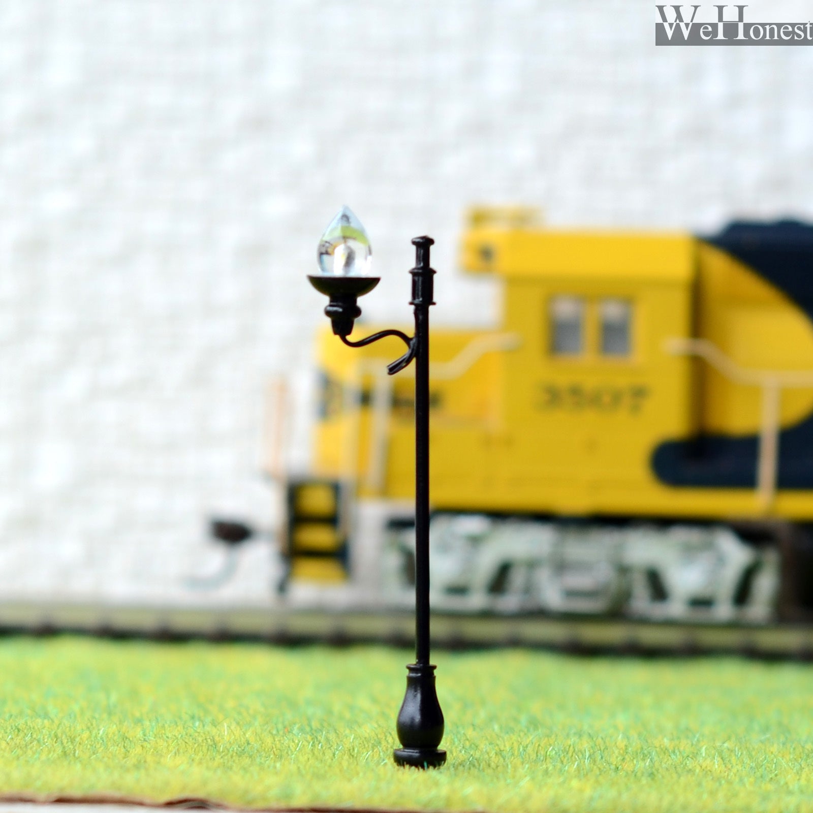 5 x Model Railway Train Lamp Post Street Lights HO OO Scale LEDs +Resistor #QF08