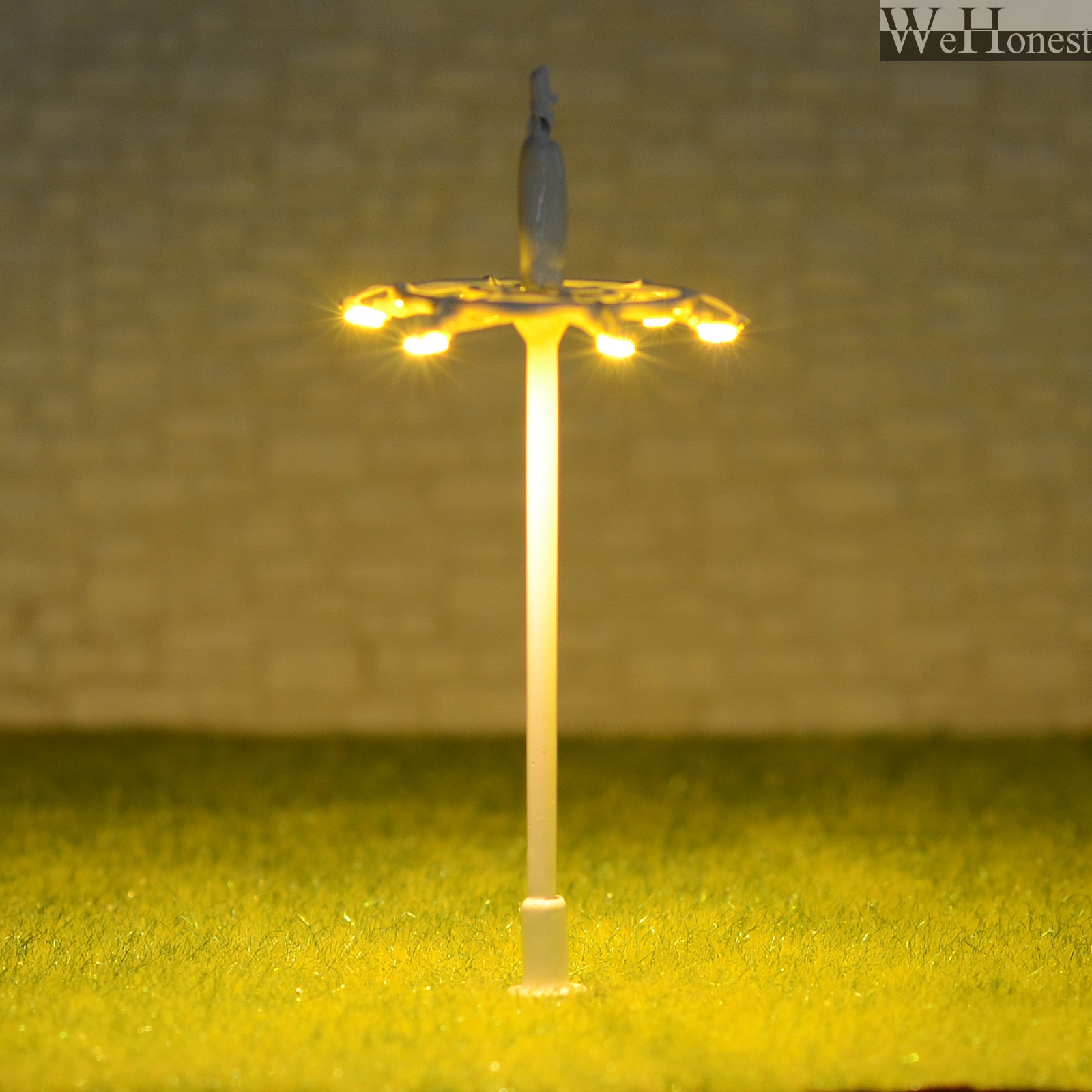 2 x N scale led plaza lights Model Railroad Lamp posts street square Lamps #017N