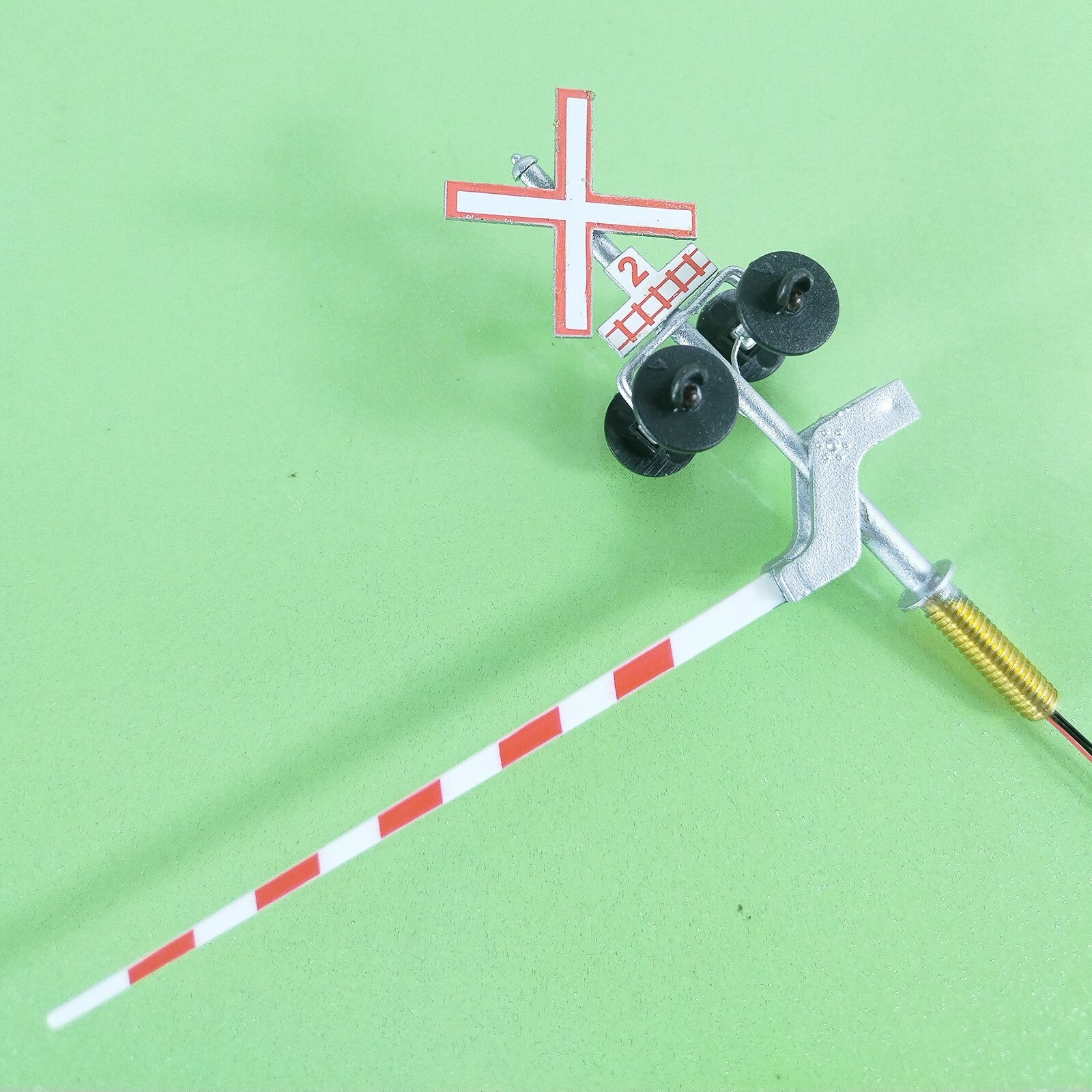 2 x HO scale railroad Canadian grade crossing signal arm gate stop lever #CG42