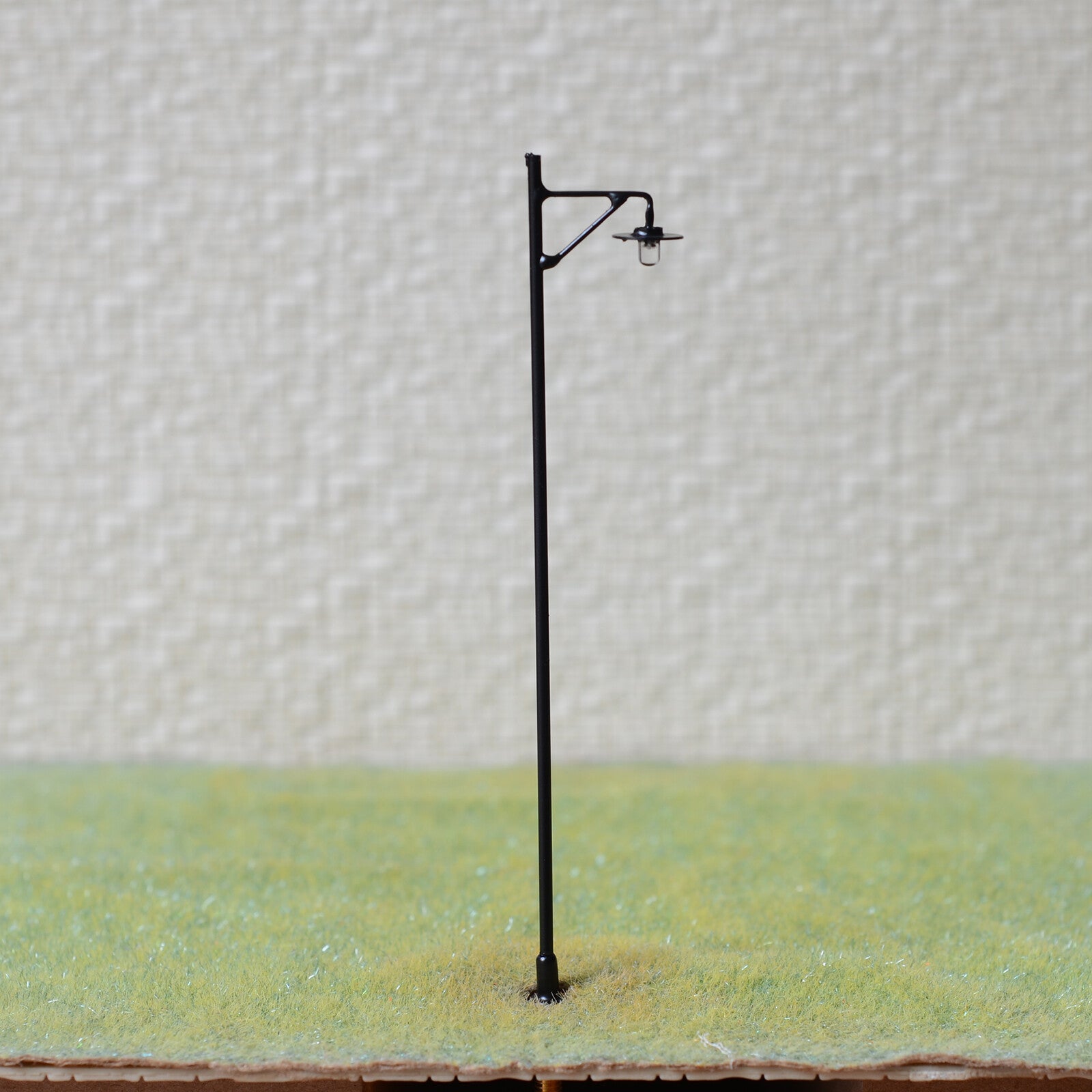 5 x OO / HO scale LED street light railroad path lamp post + resistors #063BL