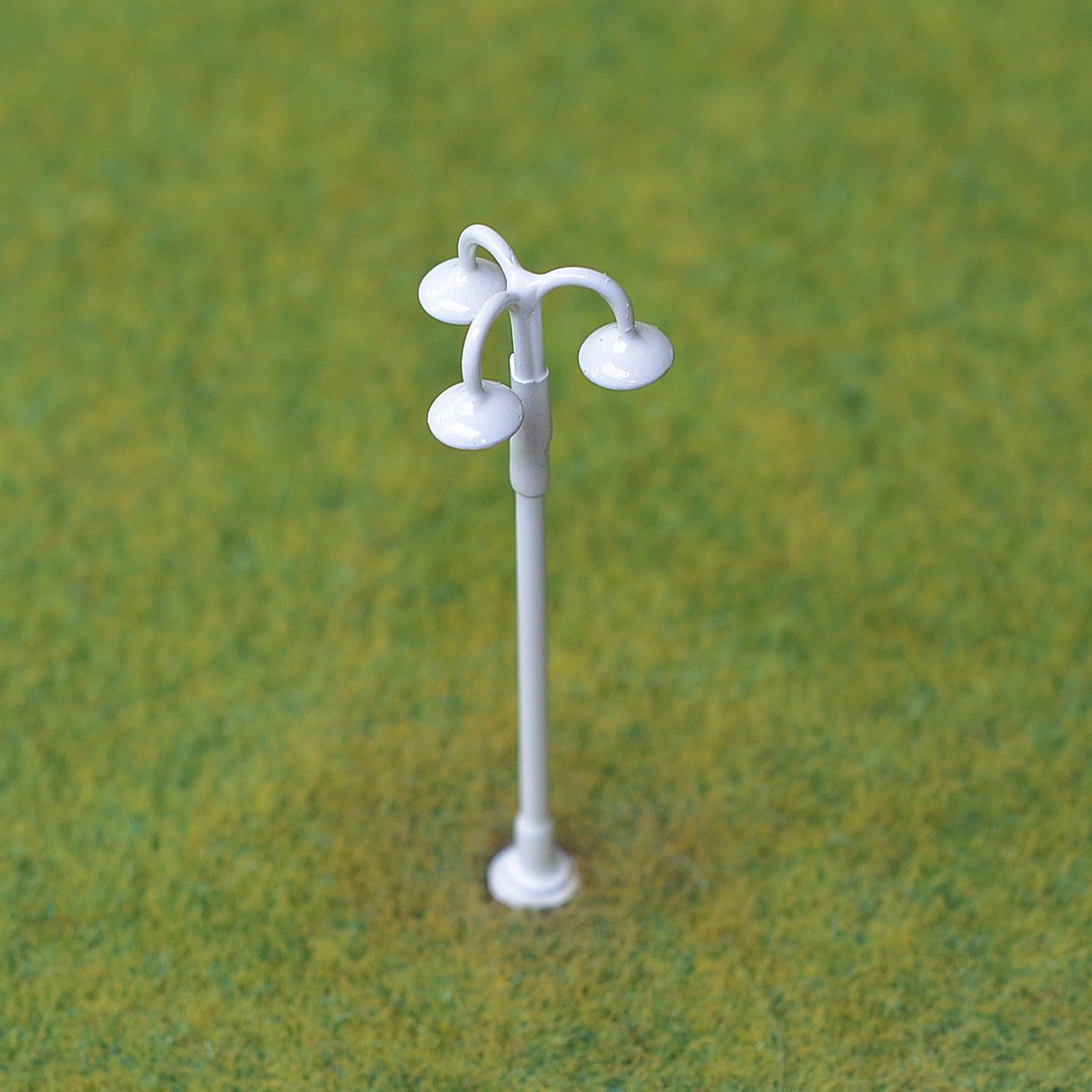 5 x N Scale LED light Model train Railroad 3 heads street road Lamp post #703NWH