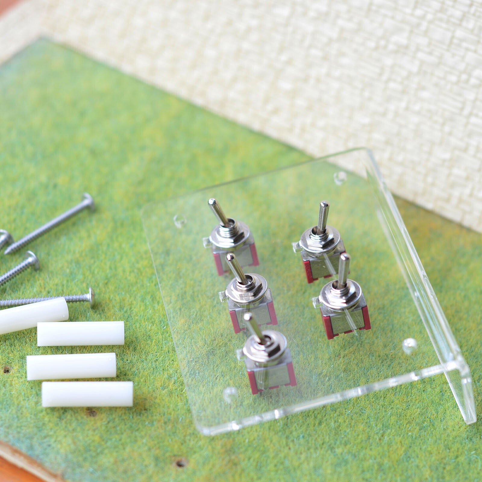 5 x toggle switches mounted on acrylic board power control panel /w side install