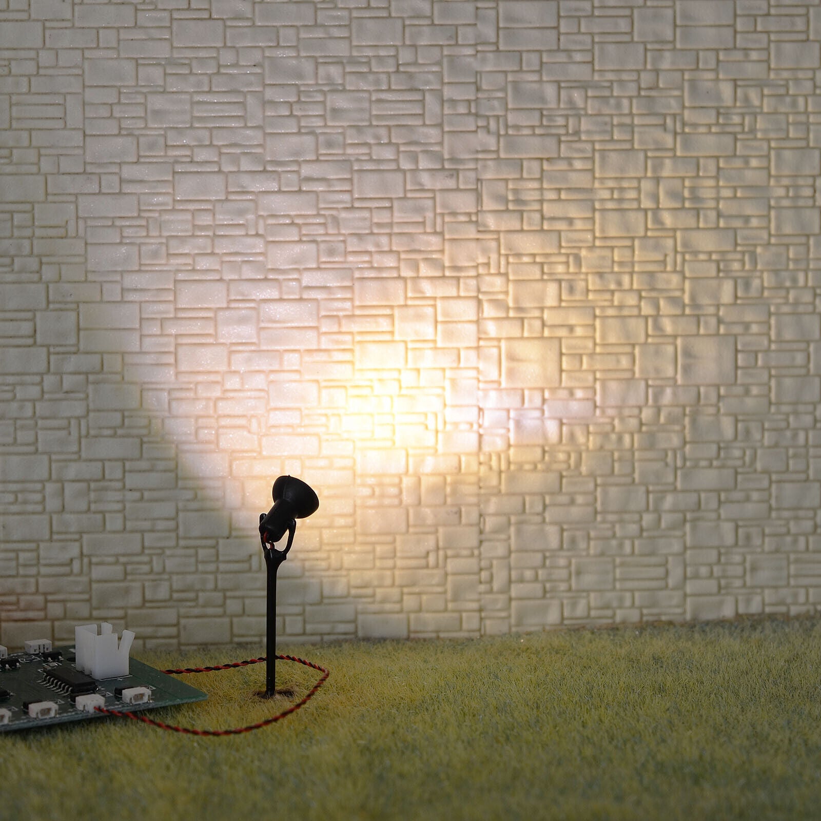6 x PNP HO scale LED spotlight model limelight projector street lamp post #P6