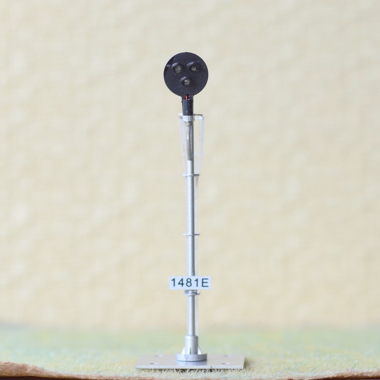 1 x HO scale model type G 3-light target signal block signal metal made #3L1